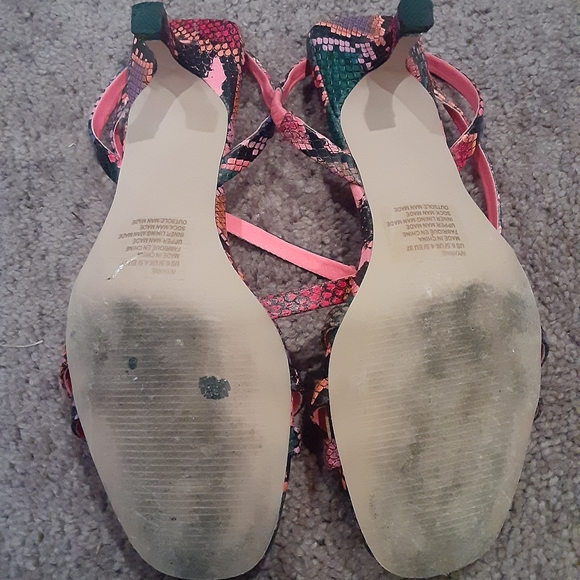 High Heels - must bundle. Coral Snake 6.5 - Picture 4 of 8